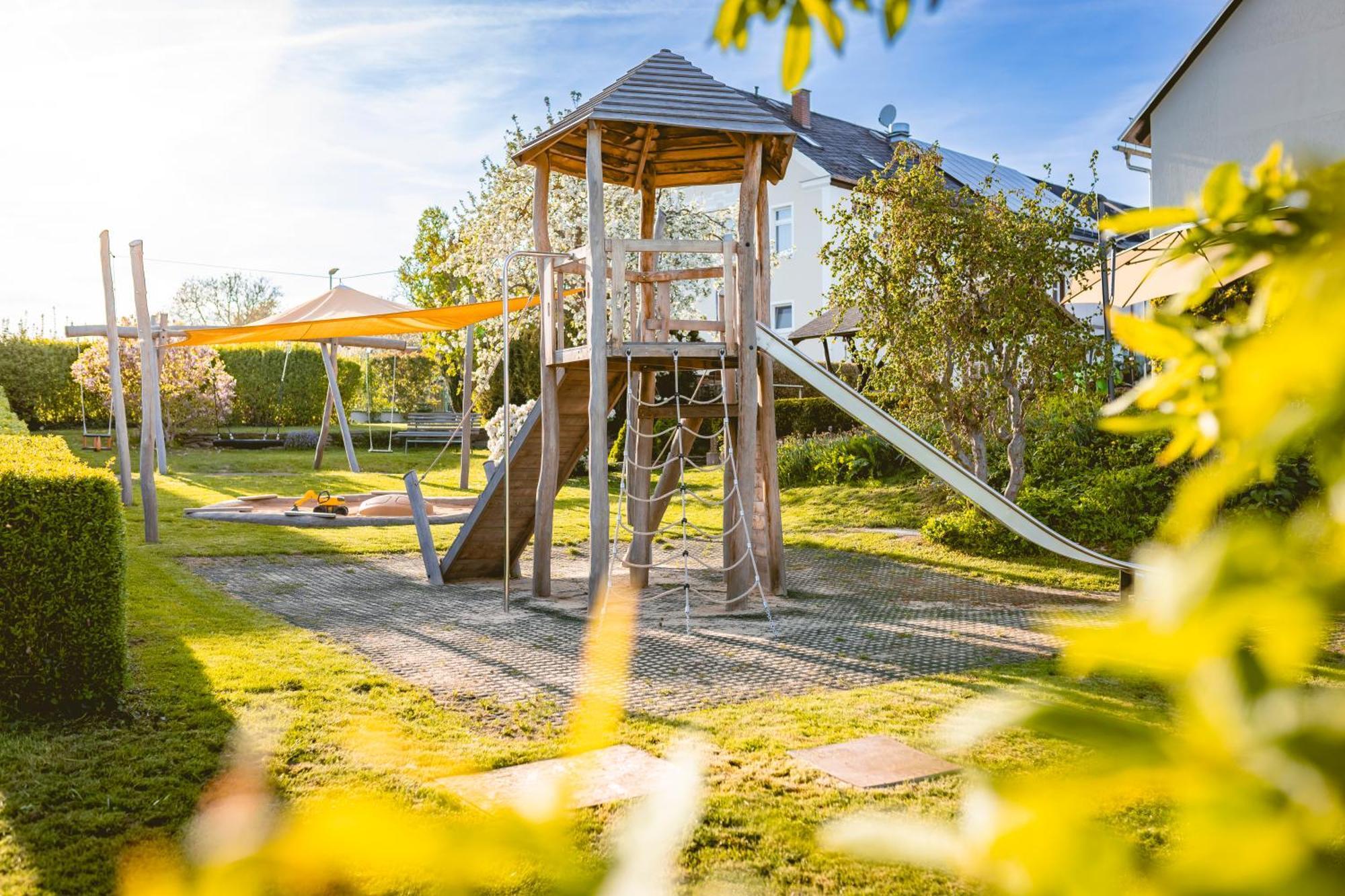 Gasthof Drei Schwanen Langenwetzendorf Экстерьер фото